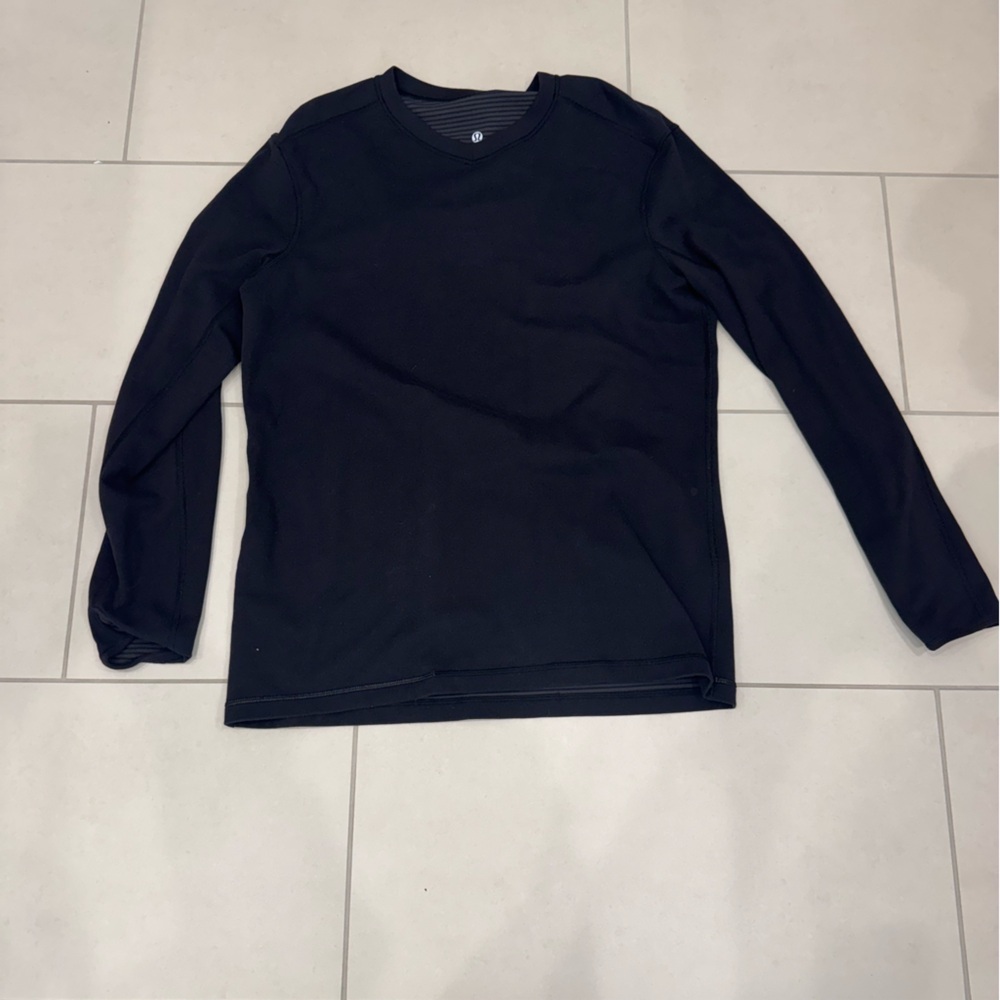 LOT of Men’s lululemon. Size XL